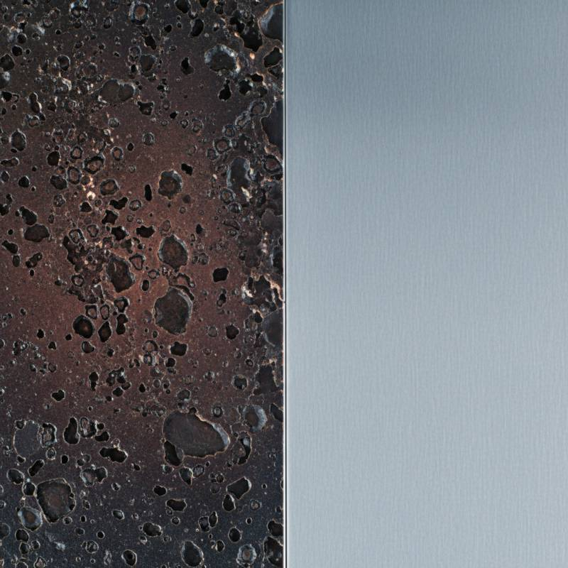 Microscopic view of pitting corrosion in stainless steel vs smooth titanium Microscopic view of pitting corrosion in stainless steel vs smooth titanium